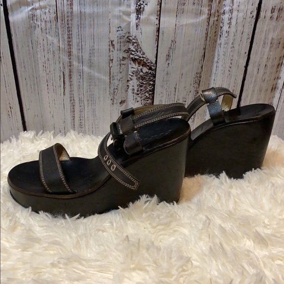 PRADA single strap platform heel - Picture 2 of 6